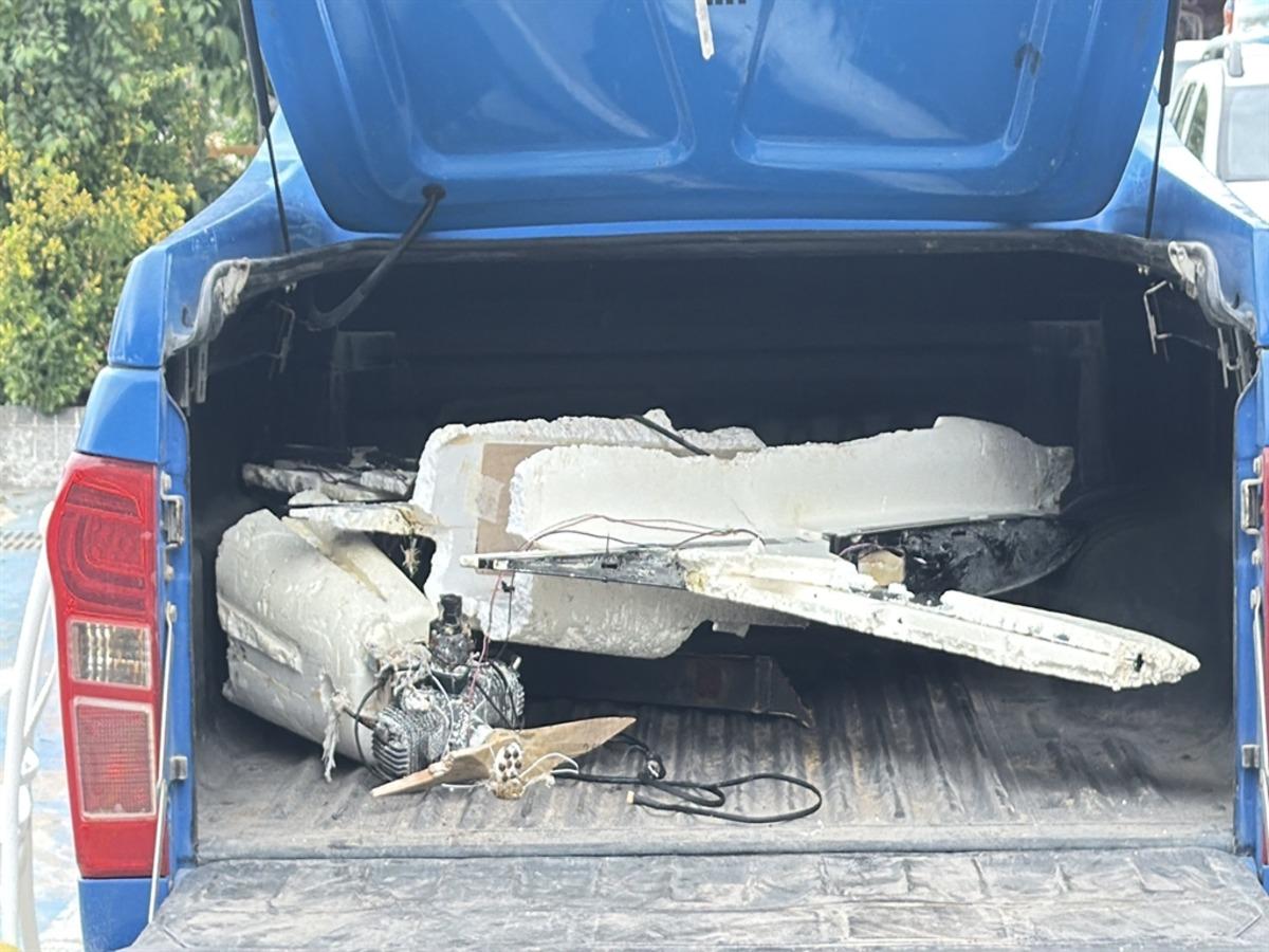 Bartın&rsquo;da sahilde  insansız hava aracı  bulundu! Ekipler alarma ge&ccedil;ti, bomba imha uzmanları geldi 3