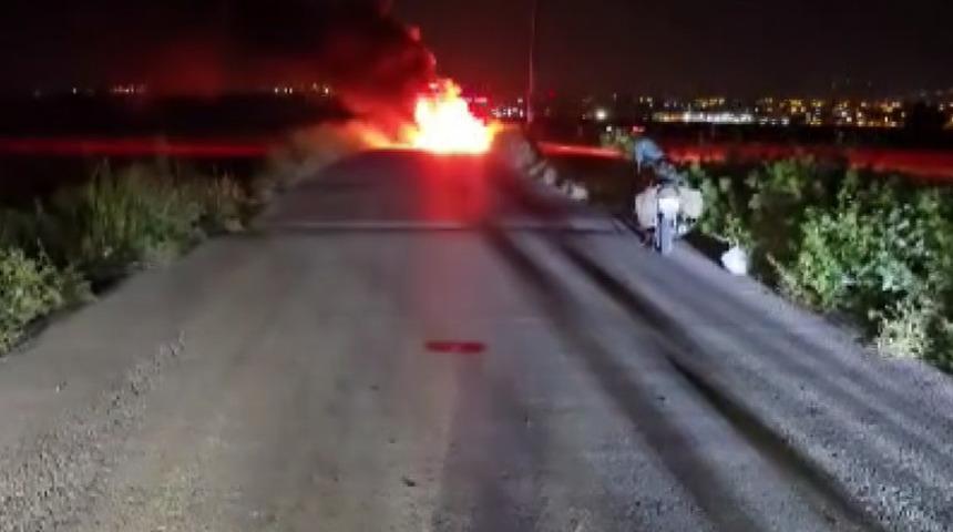 Yer: Hatay! Seyir halindeki otomobil yandı