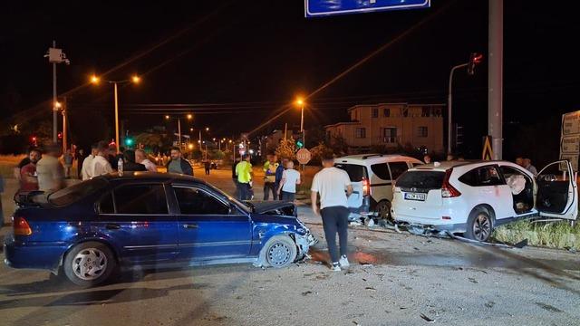 Tokat’ta zincirleme trafik kazası: 5 yaralı