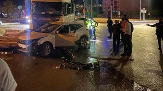 Bayburt’ta tır cipe çarptı: 1 yaralı