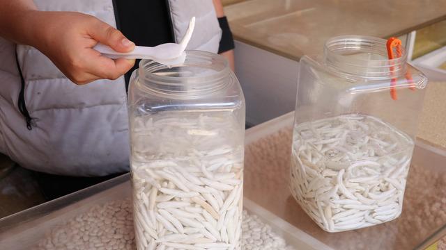 Doğada kendiliğinden yetişiyor! Yılda 1 kere toplanıyor: Kilosu 12 bin TL