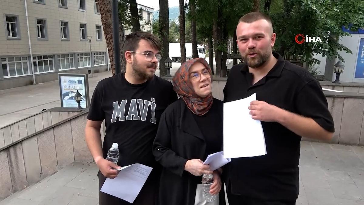 Aile boyu YKS: "Haydi anne" dediler, 2 oğluyla birlikte YKS’ye girdi 1
