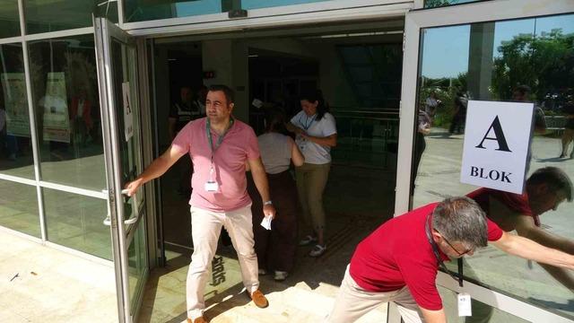 Sınavı saniyelerle ka&ccedil;ırdı, denemedik kapı bırakmadı 9