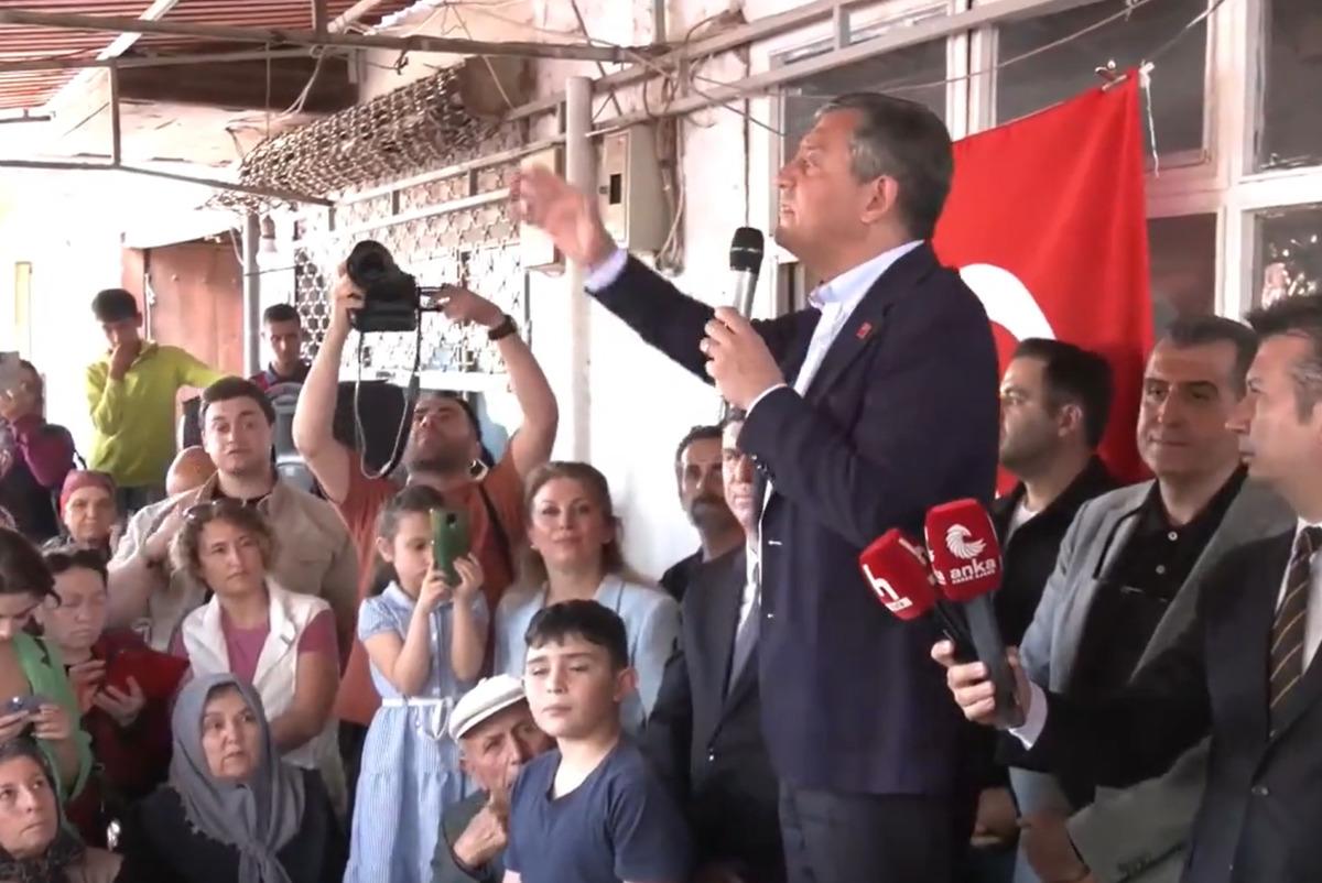 Burdur da dikkat çeken görüntüler! Özgür Özel: "Kaldırın bu bankı, bir kenarda dursun" 1