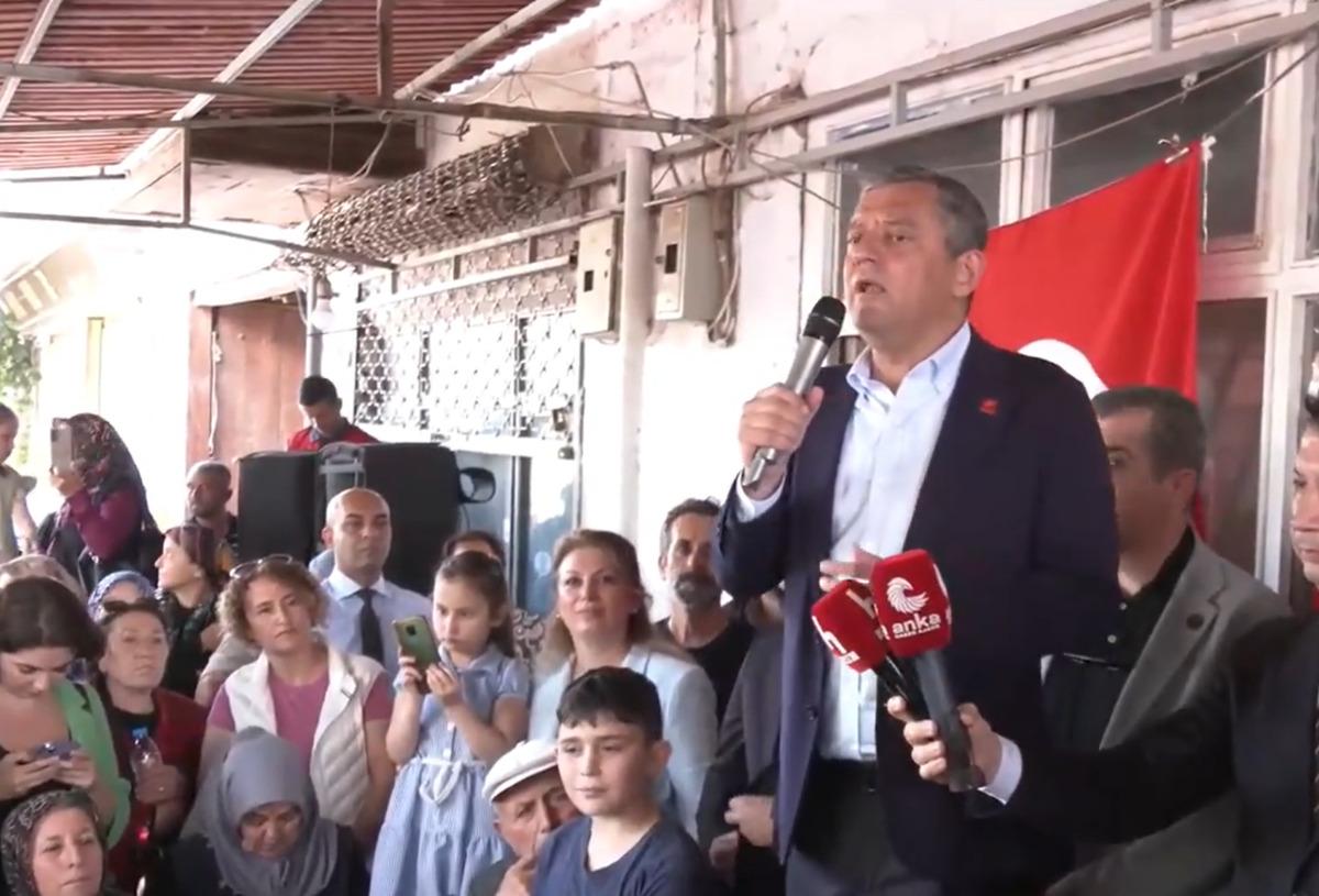 Burdur da dikkat çeken görüntüler! Özgür Özel: "Kaldırın bu bankı, bir kenarda dursun" 4