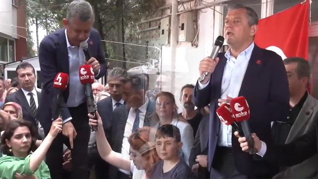 Burdur'da dikkat çeken görüntüler! Özgür Özel: Kaldırın bu bankı, bir kenarda dursun