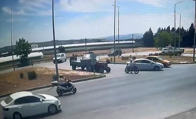 Hatalı d&ouml;n&uuml;ş motosiklet s&uuml;r&uuml;c&uuml;s&uuml;n&uuml; canından ediyordu 1