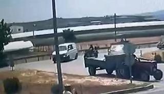 Hatalı d&ouml;n&uuml;ş motosiklet s&uuml;r&uuml;c&uuml;s&uuml;n&uuml; canından ediyordu