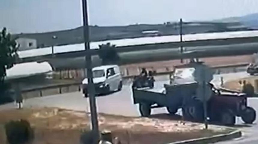Hatalı d&ouml;n&uuml;ş motosiklet s&uuml;r&uuml;c&uuml;s&uuml;n&uuml; canından ediyordu