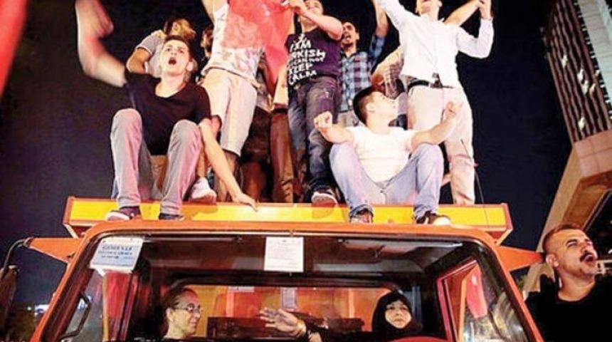 Şerife Boz AK Parti 24 Haziran erken se&ccedil;im milletvekili aday listesinde yer alamayınca hayata k&uuml;st&uuml;