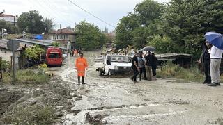 Burdur'da sağanak sonrası bazı evleri su bastı