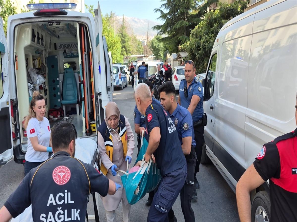 Malatya da baba dehşeti! Tabancayla kızını &ouml;ld&uuml;r&uuml;p, eşini ve diğer kızını yaraladı 1