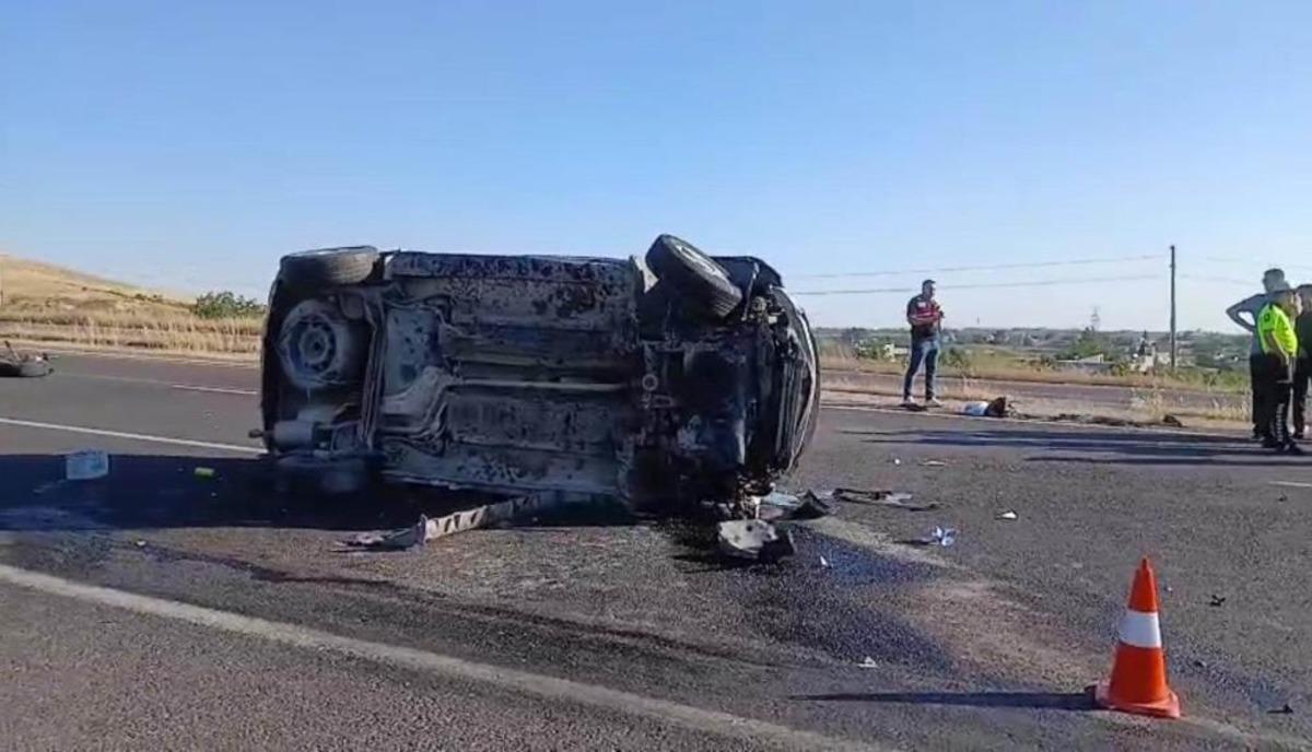 Şanlıurfa da feci kaza: 2 ölü, 2 yaralı 4
