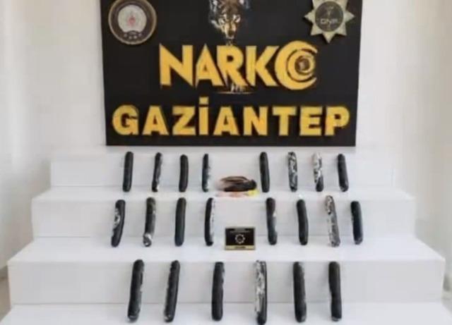Gaziantep&rsquo;te 22 kilo uyuşturucu ele ge&ccedil;irildi: 8 şahıs tutuklandı 1