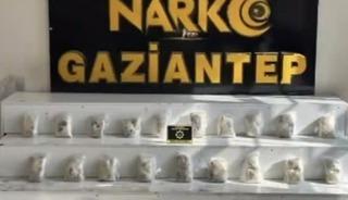 Gaziantep&rsquo;te 22 kilo uyuşturucu ele ge&ccedil;irildi: 8 şahıs tutuklandı
