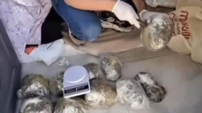 Gaziantep&rsquo;te 22 kilo uyuşturucu ele ge&ccedil;irildi: 8 şahıs tutuklandı