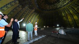 Bakan Çiftçi, Ayasofya-i Kebir Cami-i Şerifi'ndeki restorasyon çalışmalarını inceledi