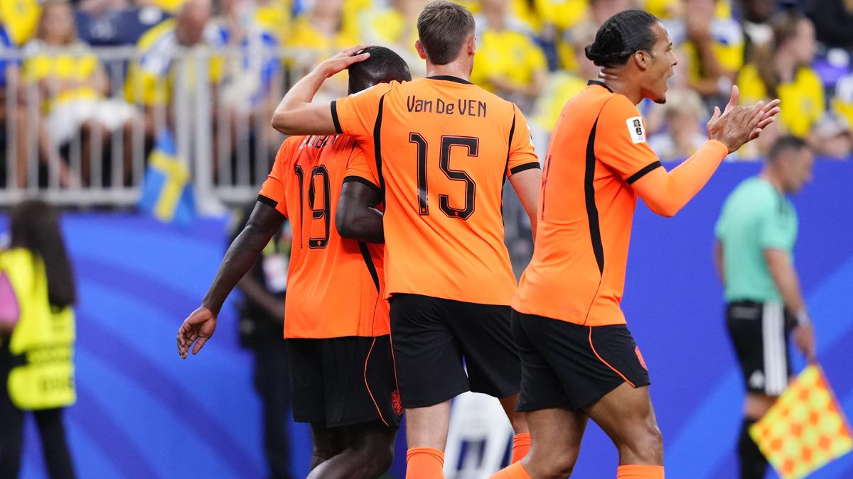 (Özet) Hollanda, İsveç e acımadı! Gol olup yağdılar 1