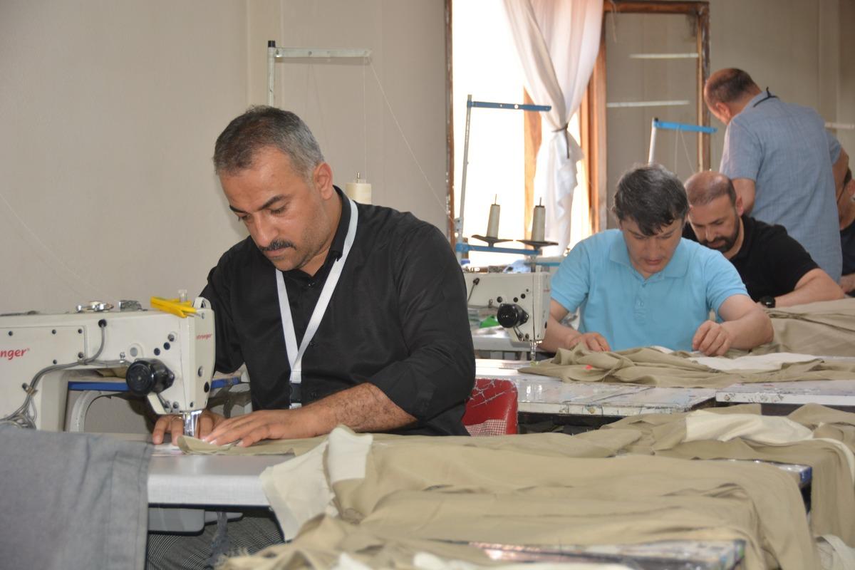 Sıfırdan başladı, patron oldu: 40 &ccedil;alışanı var 3