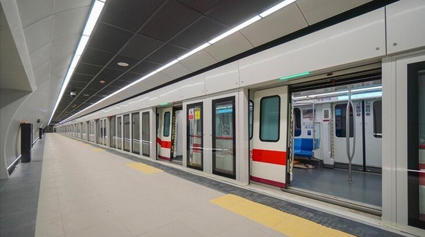 Halkalı&ndash;Arnavutk&ouml;y Metro Hattı ilk g&uuml;nde 10 bin yolcuya ulaştı