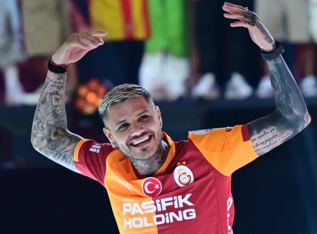 Galatasaray da Icardi bilmecesi s&uuml;r&uuml;yor! Menajerinden flaş s&ouml;zler 1