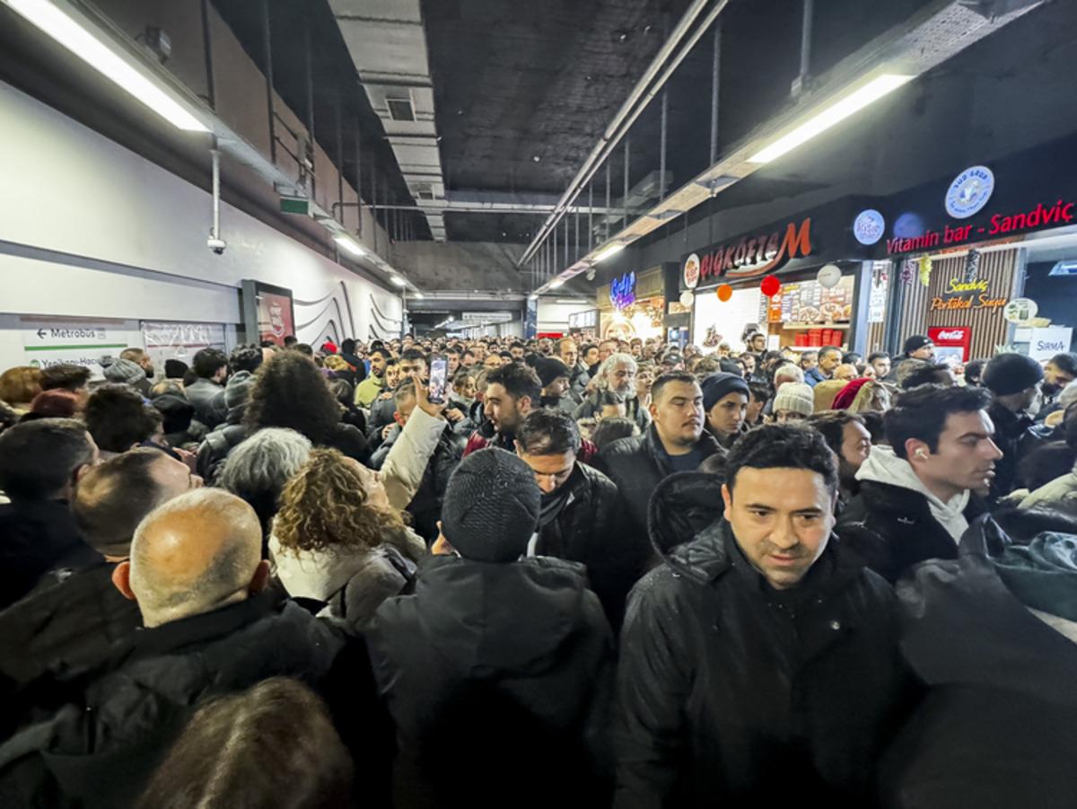 Halkalı–Arnavutköy Metro Hattı ilk günde 10 bin yolcuya ulaştı 2