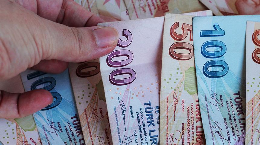 Kulisler hareketlendi: En d&uuml;ş&uuml;k emekli maaşında &ouml;ne &ccedil;ıkan rakam