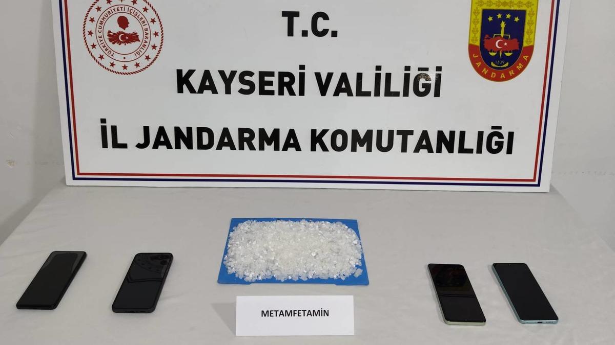 Kayseri'de uyuşturucu operasyonu! 4 kişi gözaltına alındı