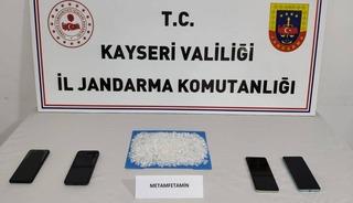 Kayseri'de uyuşturucu operasyonu! 4 kişi g&ouml;zaltına alındı