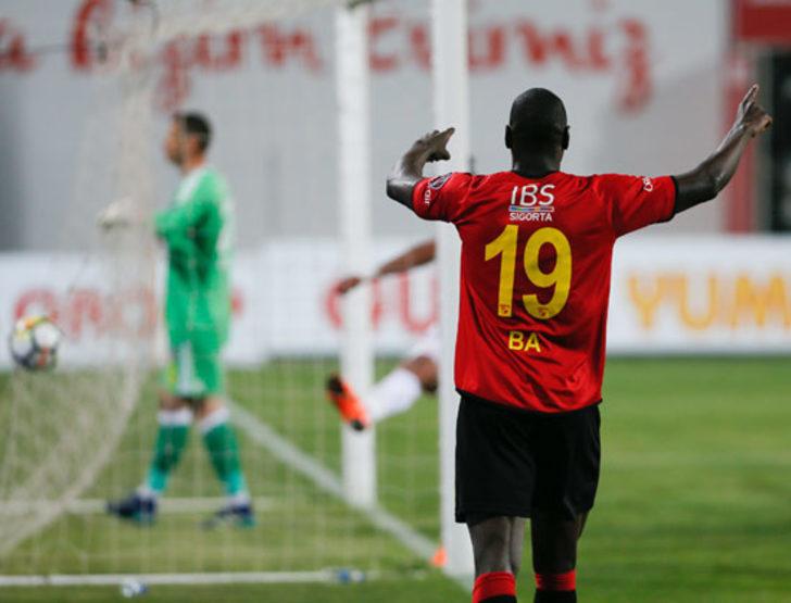 Fikret Orman'dan flaş Demba Ba açıklaması G4