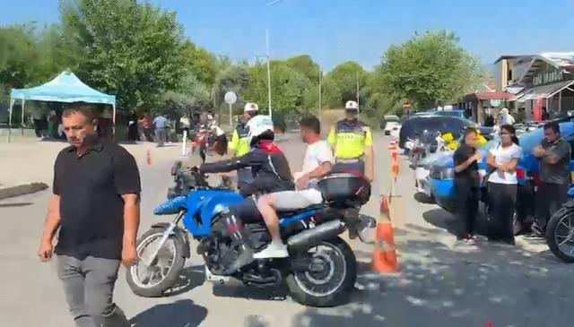 YKS&rsquo;ye yetişemeyen &ouml;ğrencinin imdadına jandarma yetişti 2