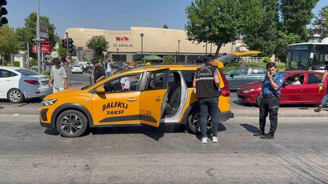 Gaziantep’te taksi durağı önünde bıçaklı kavga: 6 yaralı 3