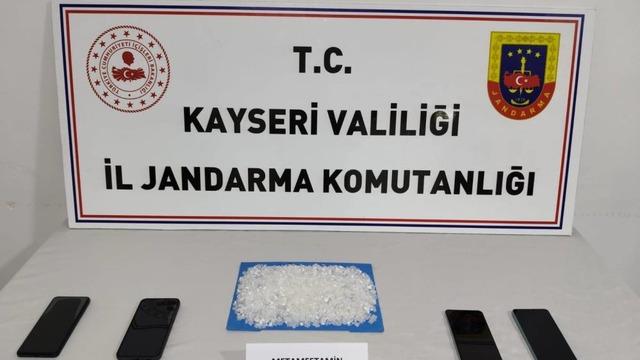 Kayseri'de uyuşturucu operasyonu: 4 gözaltı