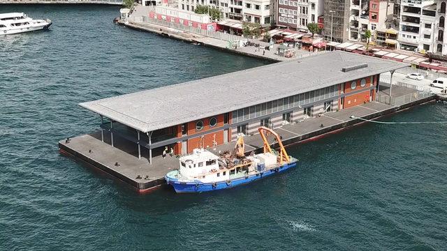 Yeni Karaköy İskelesi'nin gündüz çekilen hava fotoğrafları