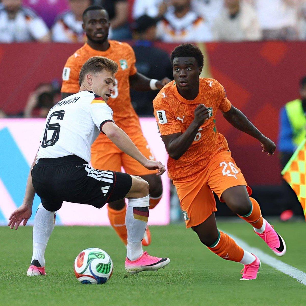 Avrupa devleri Trabzonsporlu Oulai ye kancayı taktı! Türk futbol rekorunu kırabilir 1