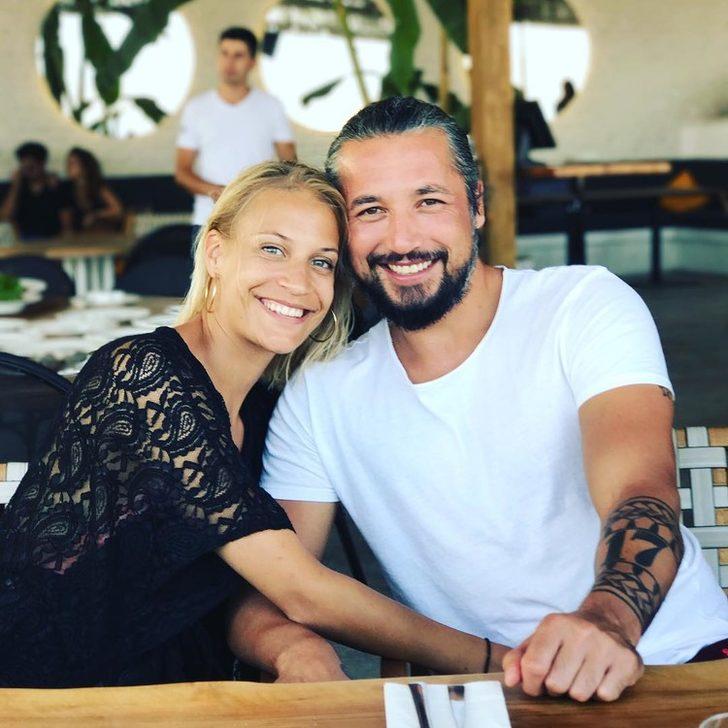 İlhan Mansız sevgilisiyle alışverişte G2