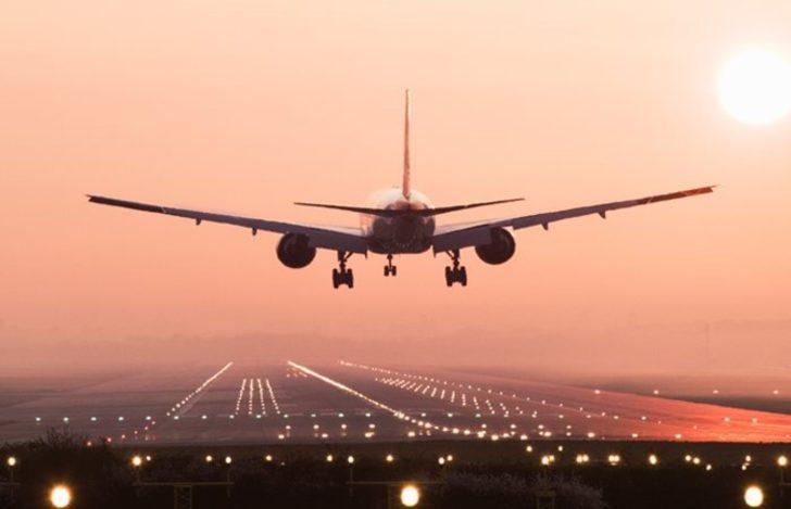 Uçak biletleri fiyatı artacak mı? Ulaştırma Bakanı açıkladı