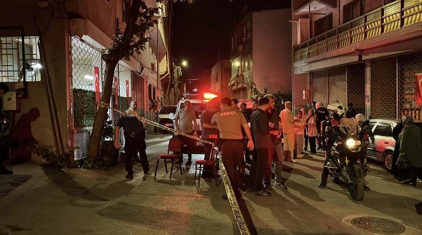 Kahve masasında başlayan tartışma kanlı bitti: 2 yaralı