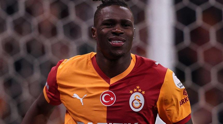 Galatasaray'a D&uuml;nya Kupası'nda Singo şoku! 55 milyon Euro'luk plan suya d&uuml;şt&uuml;...