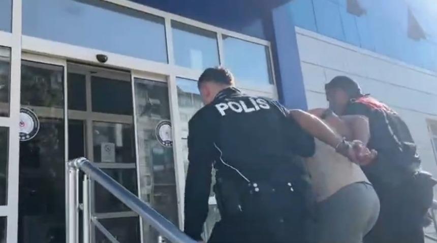 K&uuml;tahya&rsquo;da kırmızı b&uuml;ltenle aranan h&uuml;k&uuml;ml&uuml; yakalandı