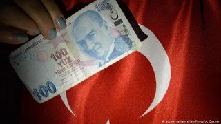 Dolar 5 TL sınırına dayandı