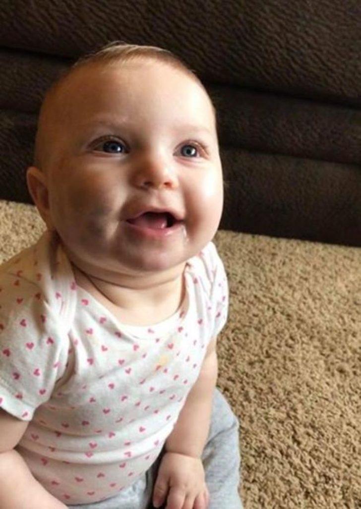 Kreşe bıraktığı bebeğini ısırık izleri içinde buldu! Kameraları izleyince şoke oldu G2