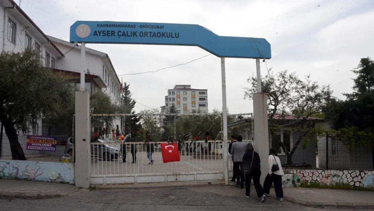 Katil İsa Aras Mersinli hakkında &ccedil;arpıcı iddia! İstiklal Marşı sırasında bayılınca... 2