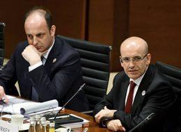 Şimşek ve Çetinkaya yabancı yatırımcılarla görüşecek