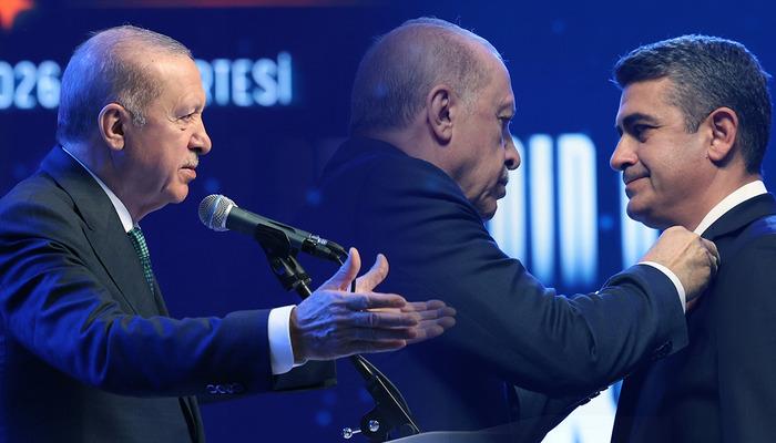 CHP'den istifa edip aynı g&uuml;n AK Parti'ye katıldı