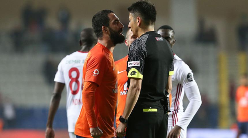 Tahkim Kurulu Arda Turan'ın cezasını 16 ma&ccedil;tan 10 ma&ccedil;a indirdi!