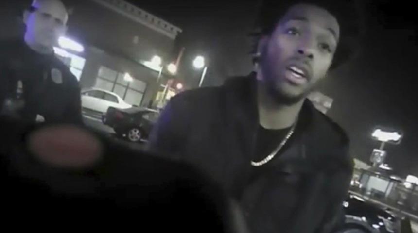 Sterling Brown polis tarafından darp edildi!