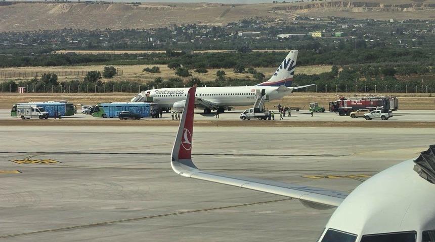 Yer: Gaziantep! İniş takımı arızalanan yolcu u&ccedil;ağı paniğe neden oldu