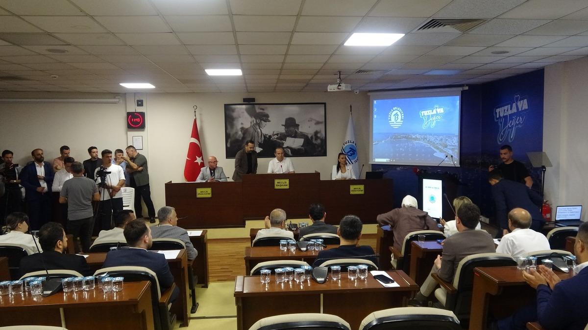 Sözleri tartışma yarattı! Tuzla Belediye Başkanı Eren Ali Bingöl ün hedefinde İBB var 3