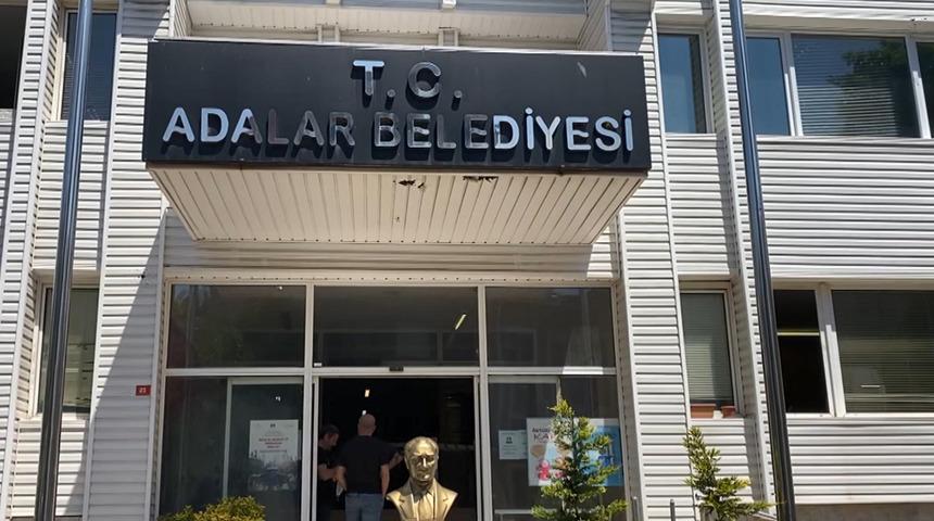 Adalar Belediye Başkanı Ali Ercan Akpolat tutuklandı!